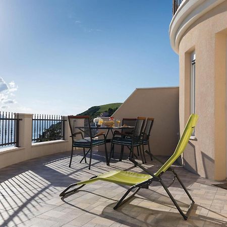 1 Bedroom Amazing Apartment In Komarna Клек Экстерьер фото